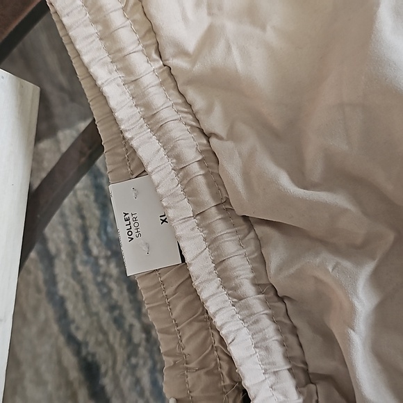 Los Angeles xlarge shorts - Picture 2 of 2